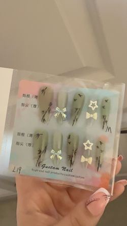 Guetam Nail Press-On Nails Set
