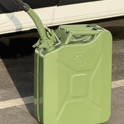 Jerry Can 20L / 5 Lt Metal Storage Gasoline Fuel Transfer Refill Tank With Nozzle