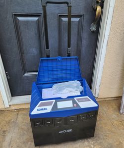 Kohler enCUBE 1.8 Portable Power Station with 60W Solar Panel