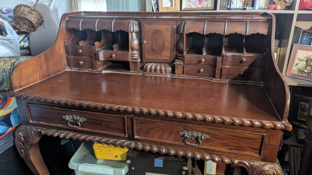 Vintage Desk With Many Hidden Pockets!