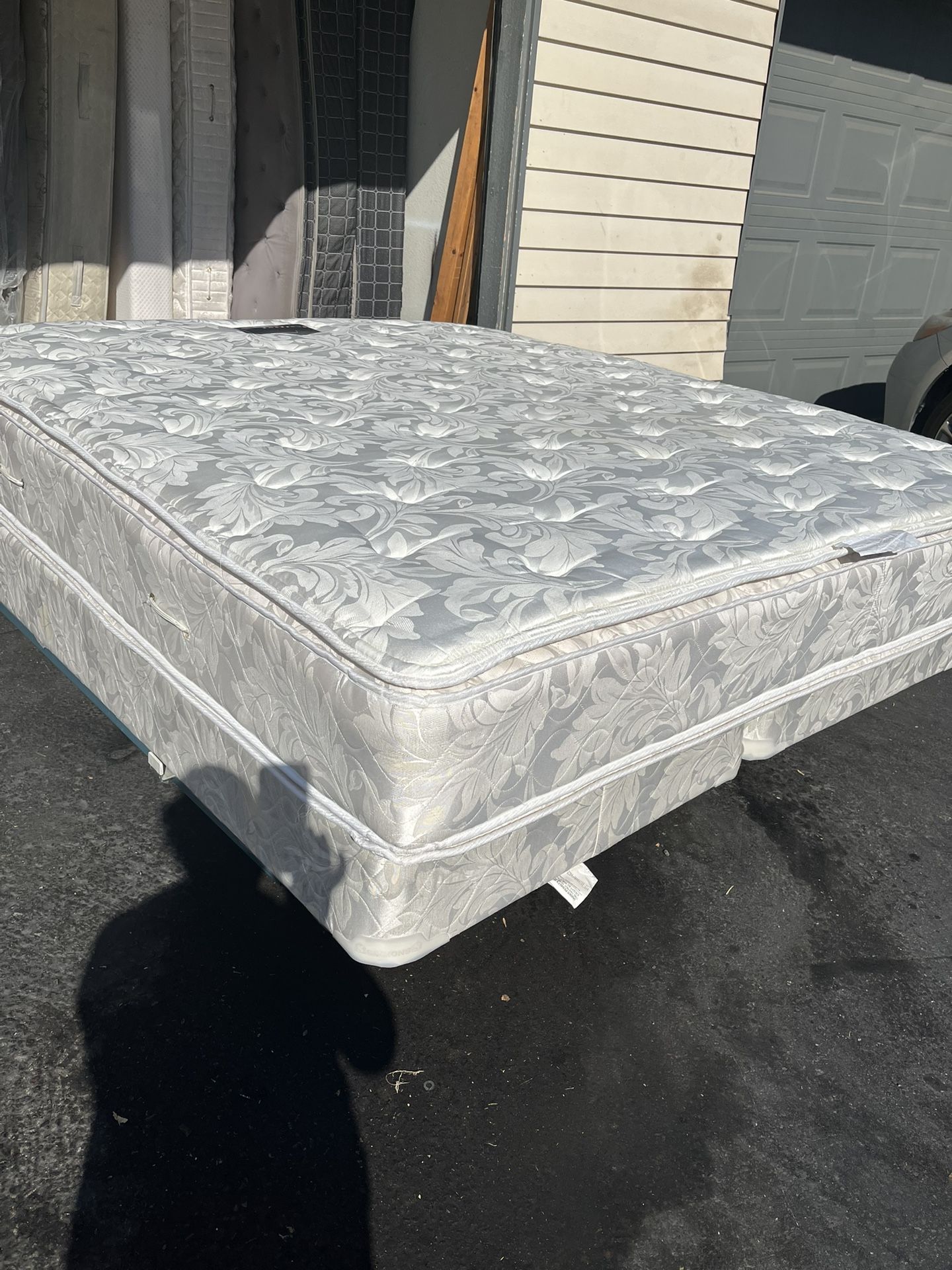 Calking Size Matrees Boxpring