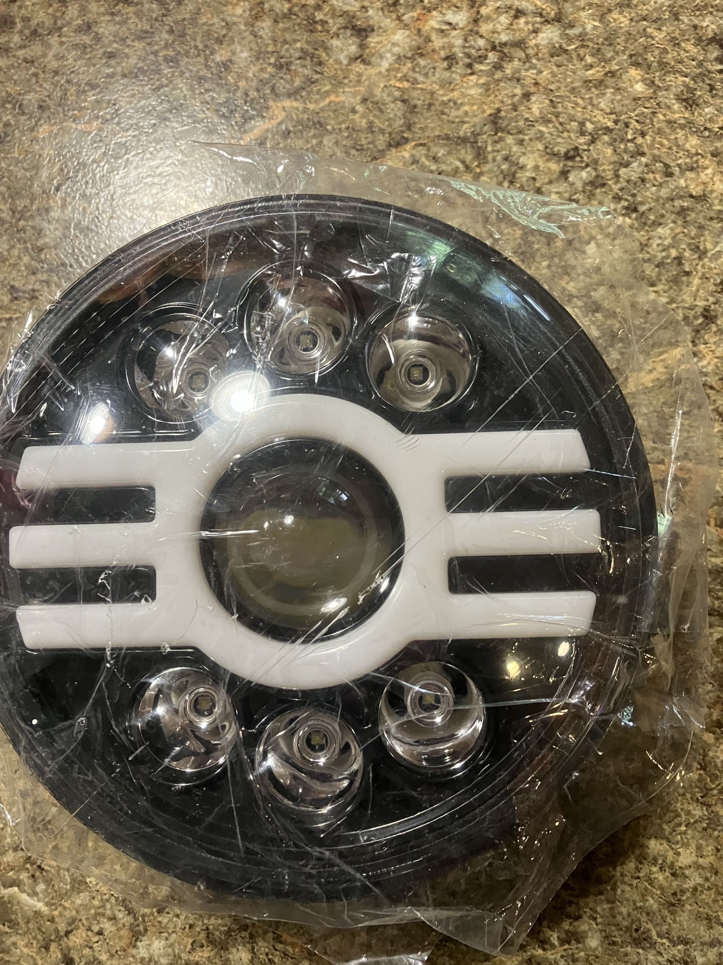 LED Headlight For Harley Davidson (7”)
