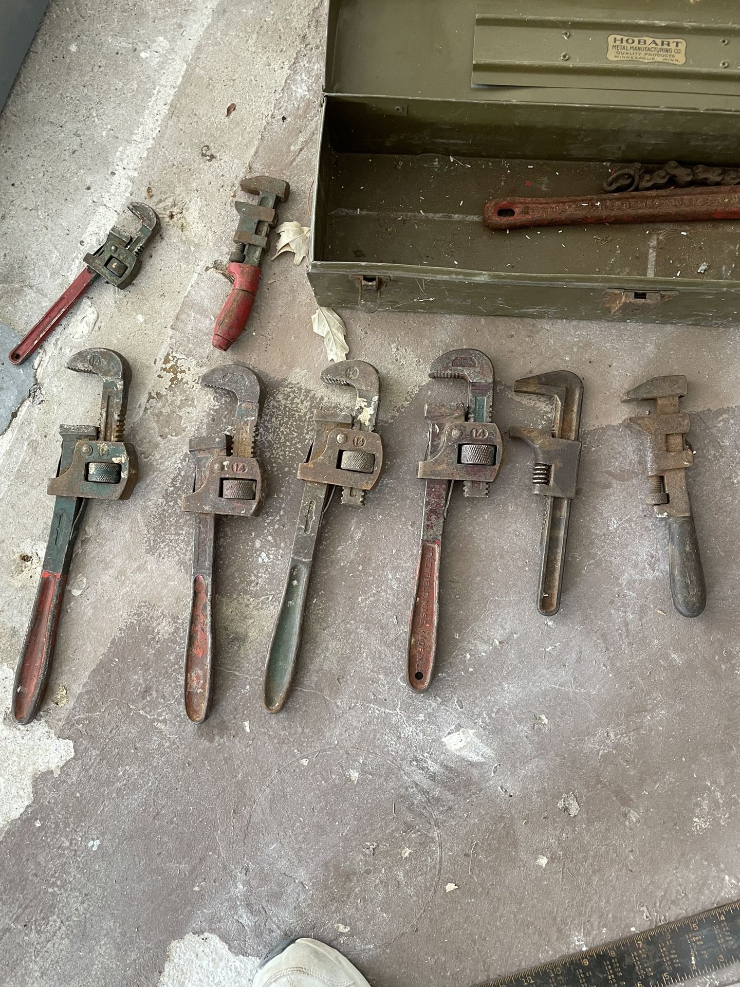 Assorted Size Pipe Wrenches