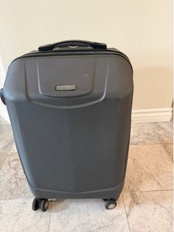 Samsonite Carry on luggage