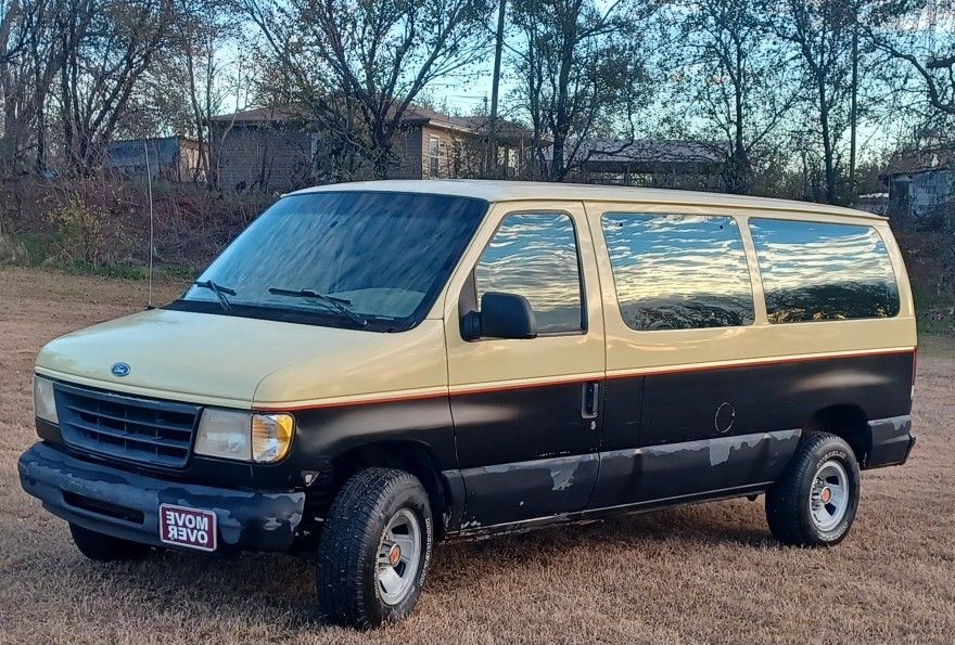 1995 Ford E-150