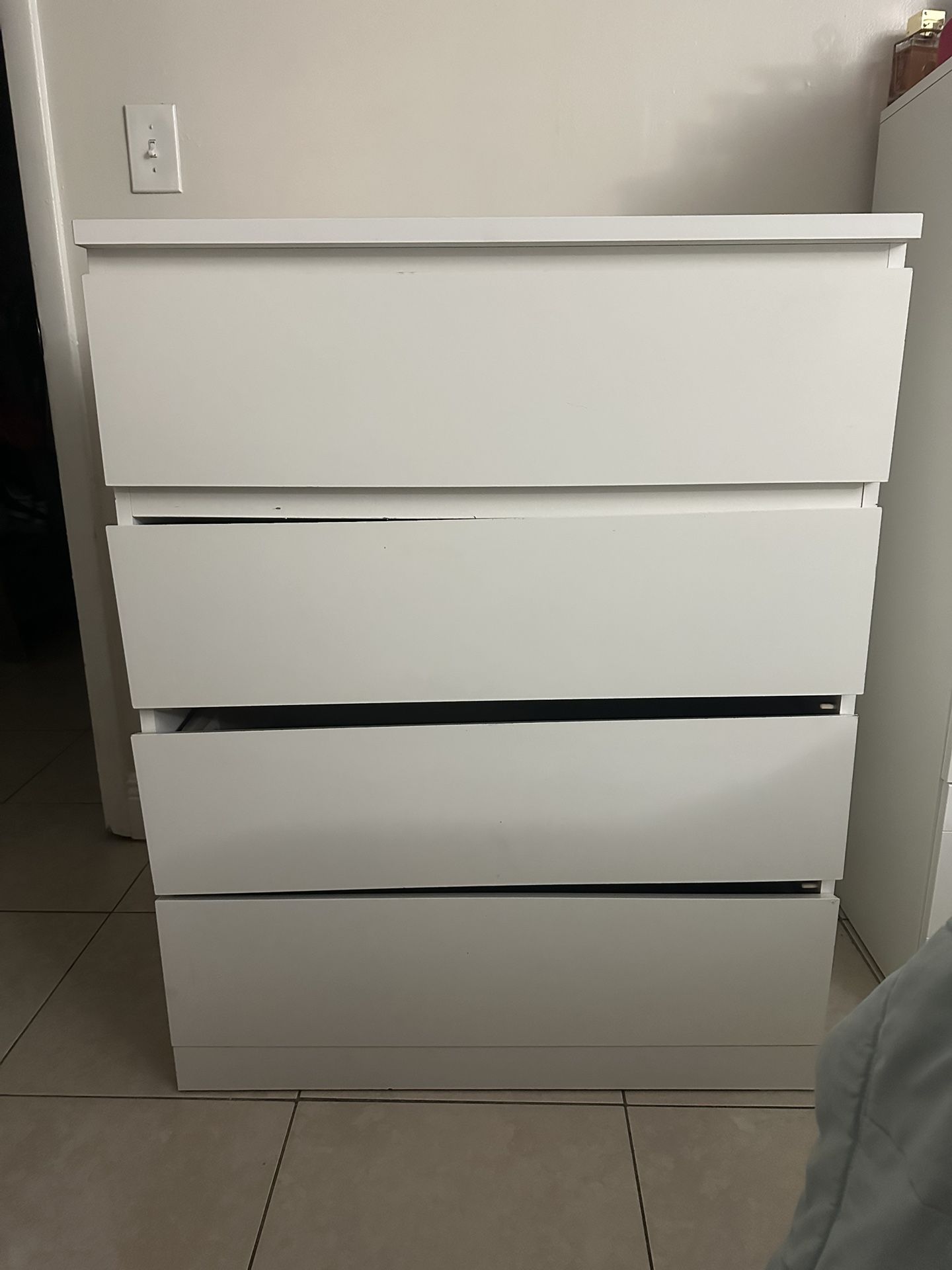 Free Dresser