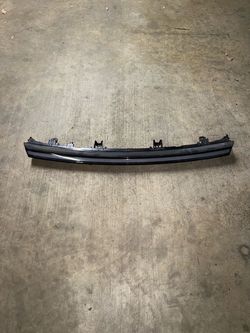 2025-26 Tesla Model Y Juniper Front Light Bar