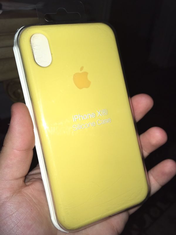 iphone xr yellow silicon case iphone xr yellow silicon case