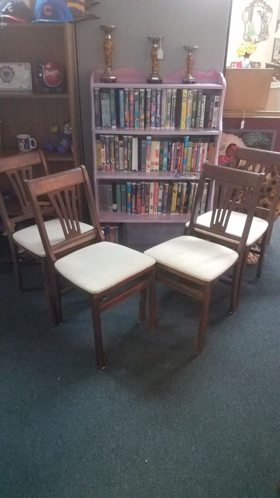 2 Vintage Fold Up Chairs