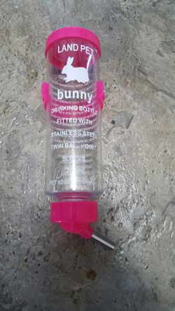 Pet water bottle
