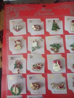 Christmas 🎄 Pins 