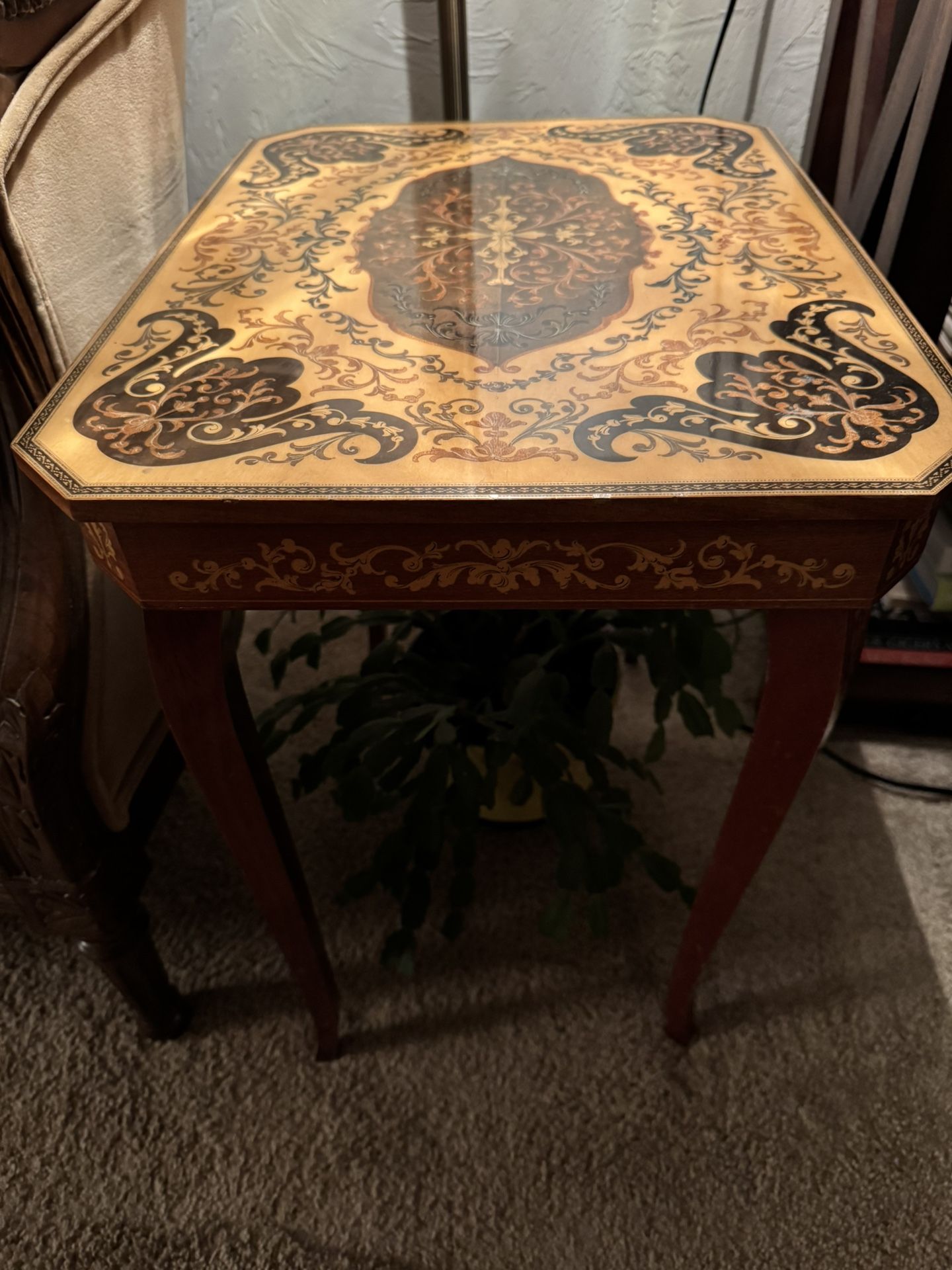 20th Century Italian Inlaid Side Table 