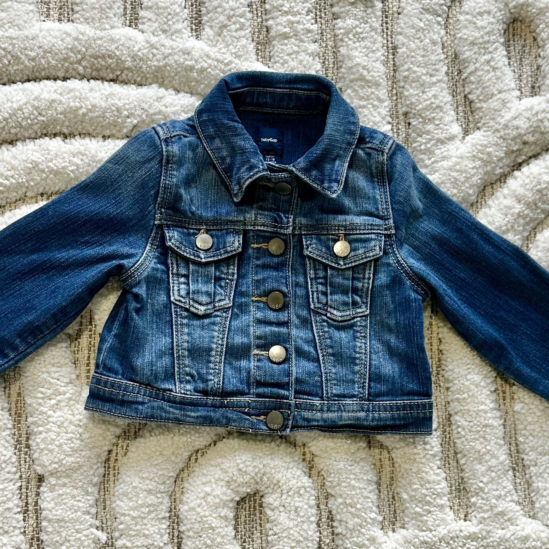 BABY GIRL baby Gap Jean Jacket | Size 12–18 months