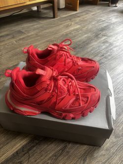 balenciaga track dm for price