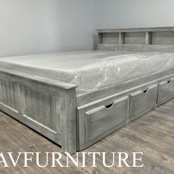 Queen Bed W 3 Drawers And Memory Foam Mattress 