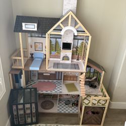 Doll House