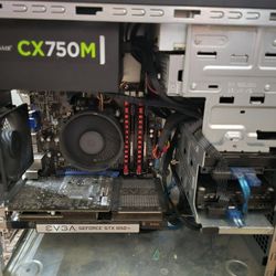 Custom Gaming Computer +k100 Keyboard/monitor