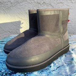 Men UGG Classic Mini Urban Tech Waterproof Boot Size 9