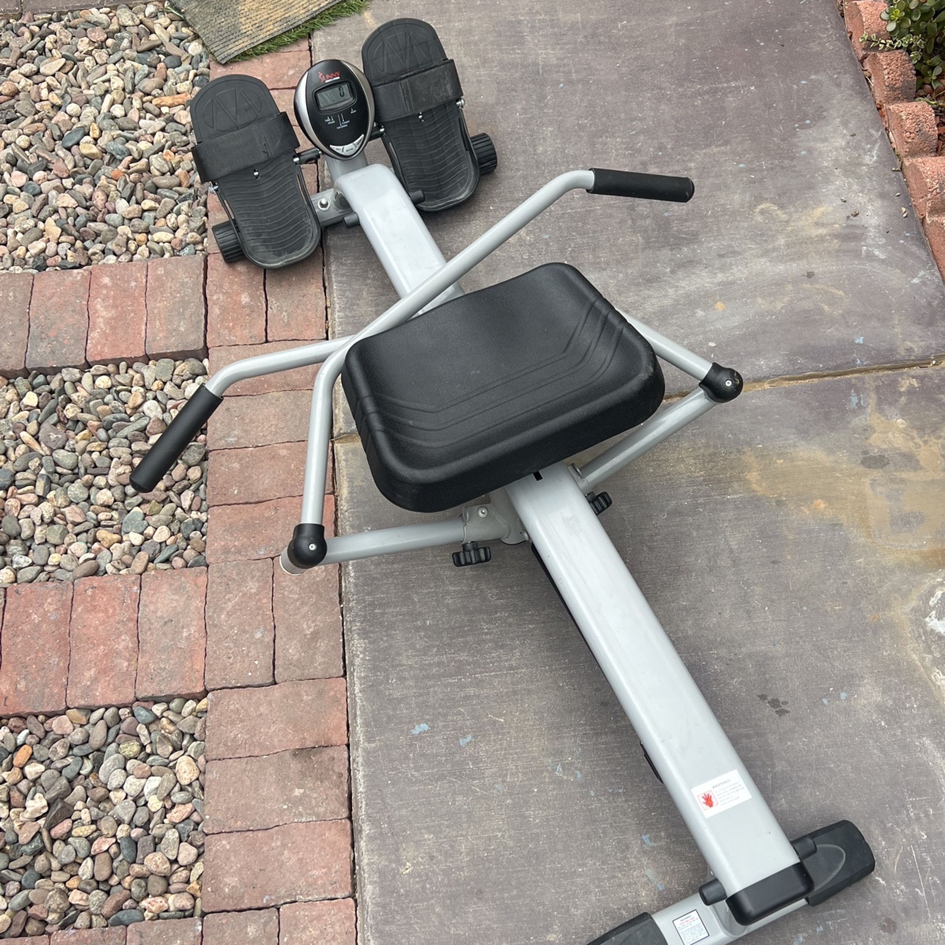 Sunny Health & Fitness Smart Compact Full Motion Rowing Machine, Full-Body Workout, Low-Impact, Extra-Long Rail, 350 LB Weight Capacity