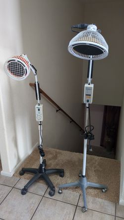 2 Infrared Working Healing Lamps