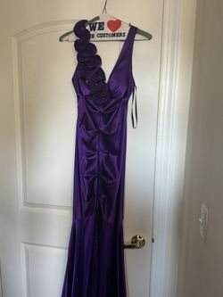Women’s Dresses 
