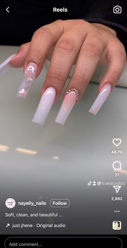 Nails 