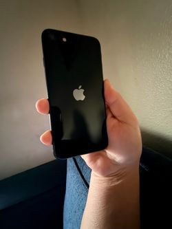 iPhone SE 2 unlocked