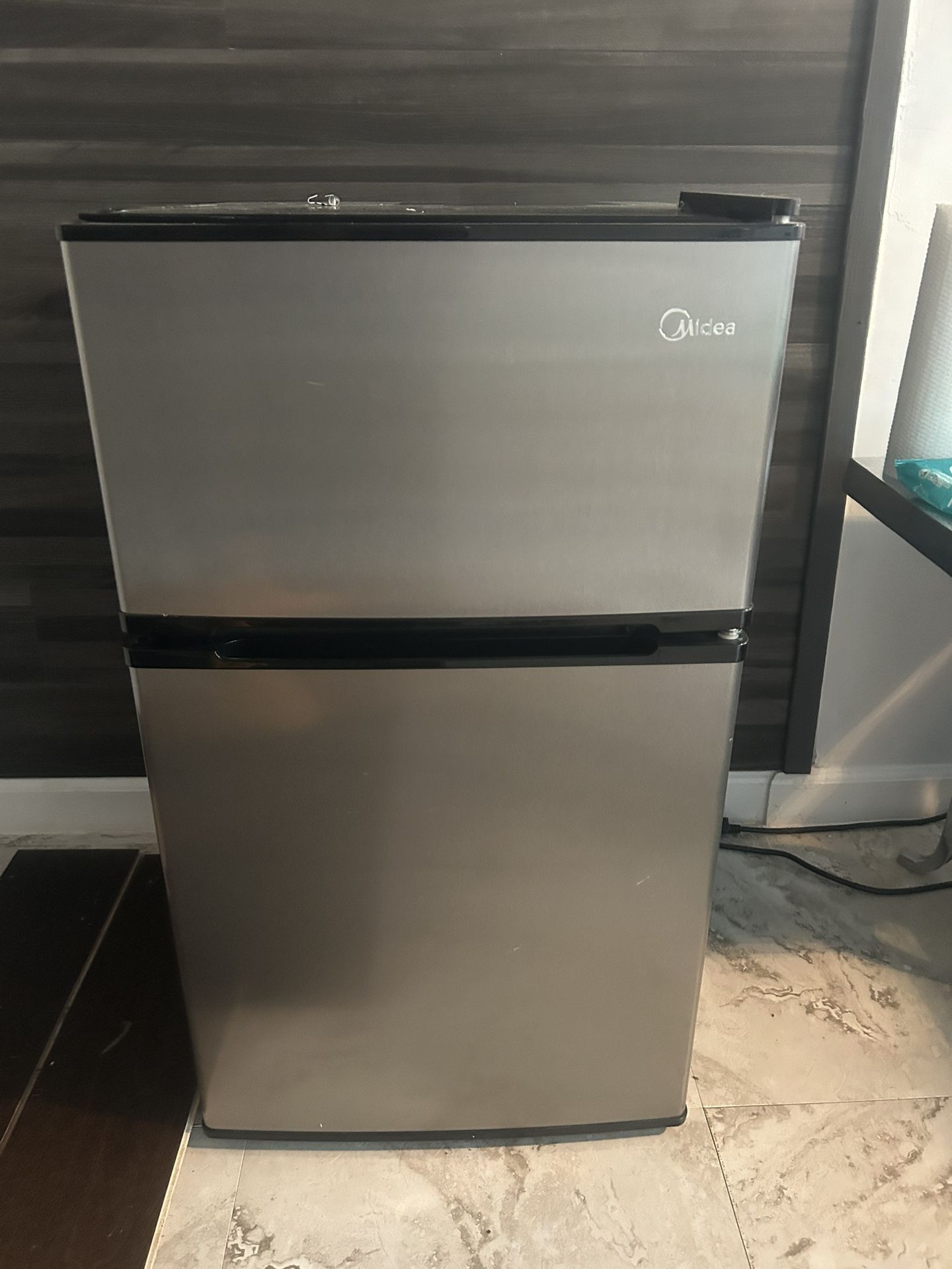 Fridge Small