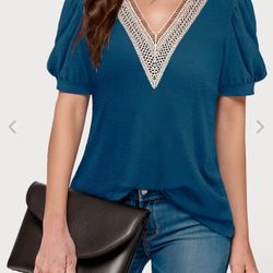 Wataxii Womens Front Knotted V-Neck Blouse T Shirt Short Sleeve Oversized Tunic Tops Summer Solid Pullover Tees