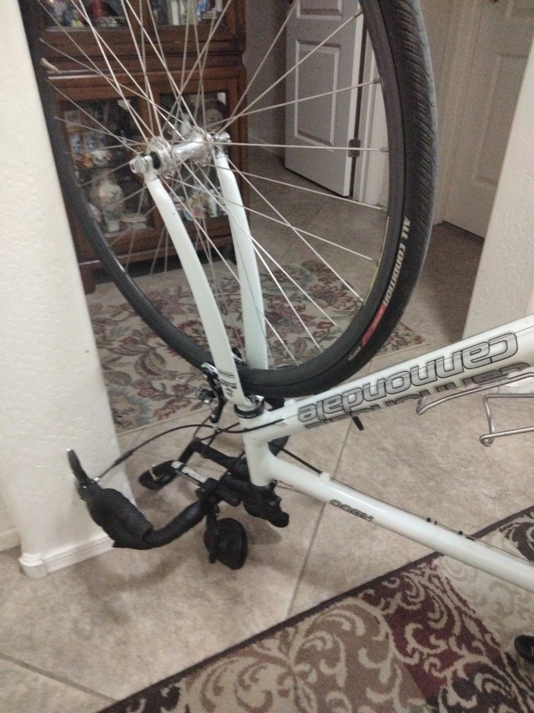 Cannondale Caad4 R800 Road Bike