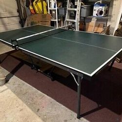 Stiga Ping Pong Table