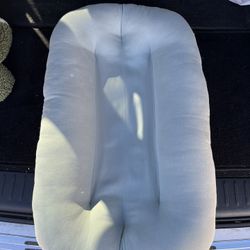 Snuggle Me Organic Lounger For Babies