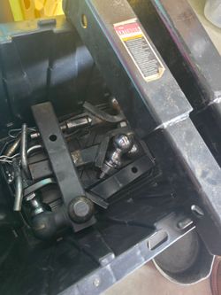Tow hitches