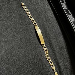 GOLD BRACELET ‼️