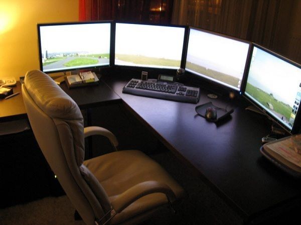 20" Dell Monitors on Rotating Stands