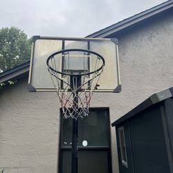 Basketball Hoop 