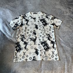Louis Vuitton Men’s Monogram Pattern T Shirt Gray Size Large 