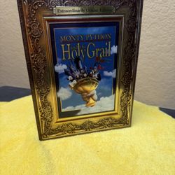 Monty Python and the Holy Grail (DVD, 2006, 3-Disc Set, "Extraordinarily Deluxe"