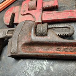 24 inch pipe wrench.
