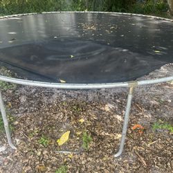 Used Trampoline *price negotiable 