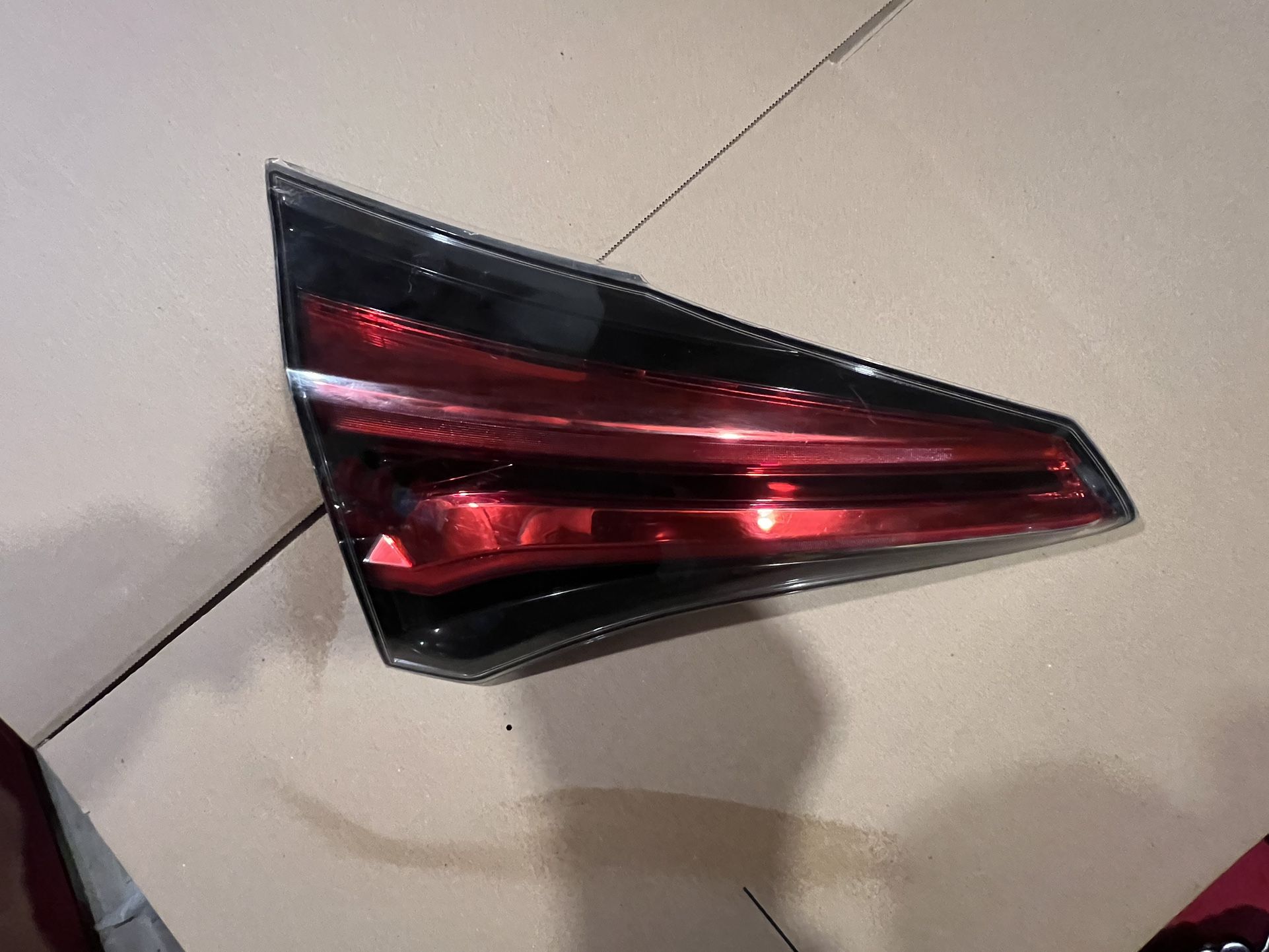 2016-18 Toyota RAV4 OEM Left Inner Taillight In Good Condition