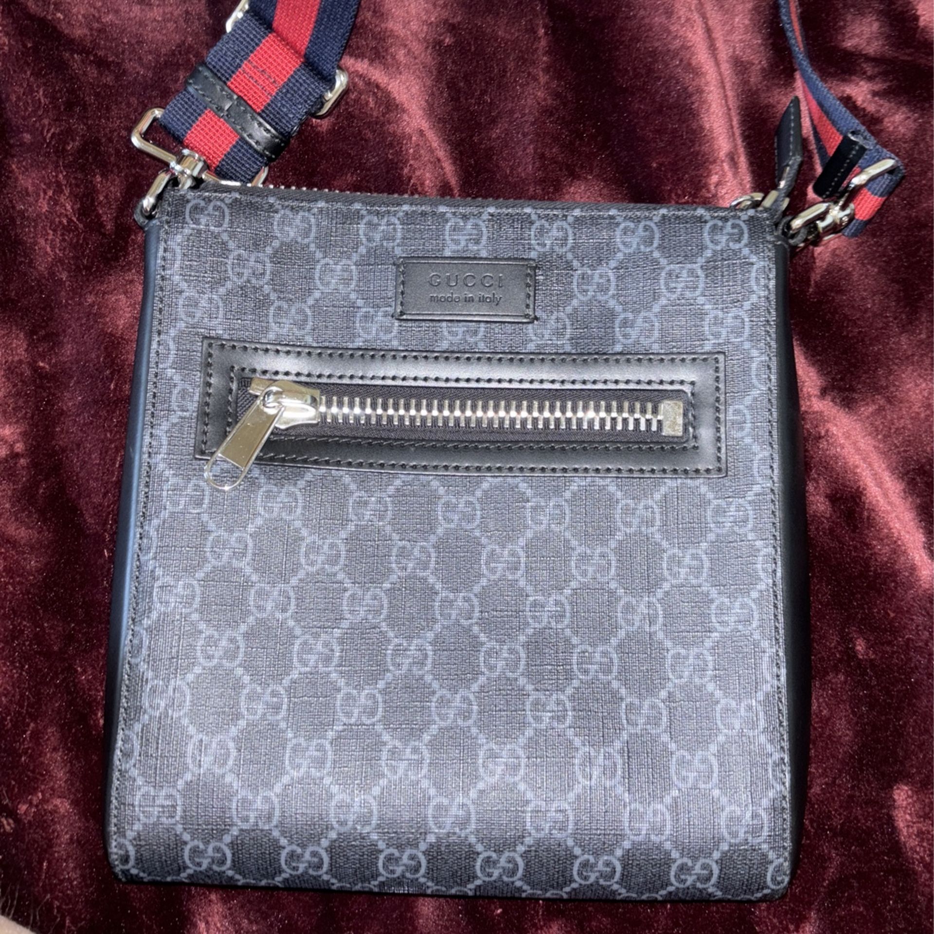 Gucci Messenger Bag