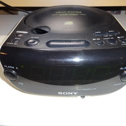 Sony Dream Machine Dual Alarm Clock AM/FM Radio CD Player  ICF-CD815 Tested