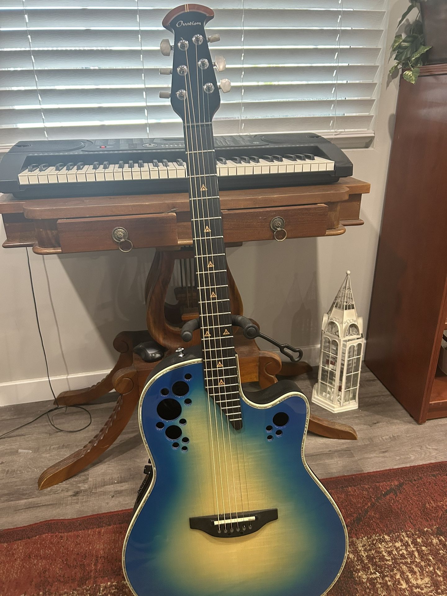 Ovation Acoustic/Electric Guitar With Hard Case