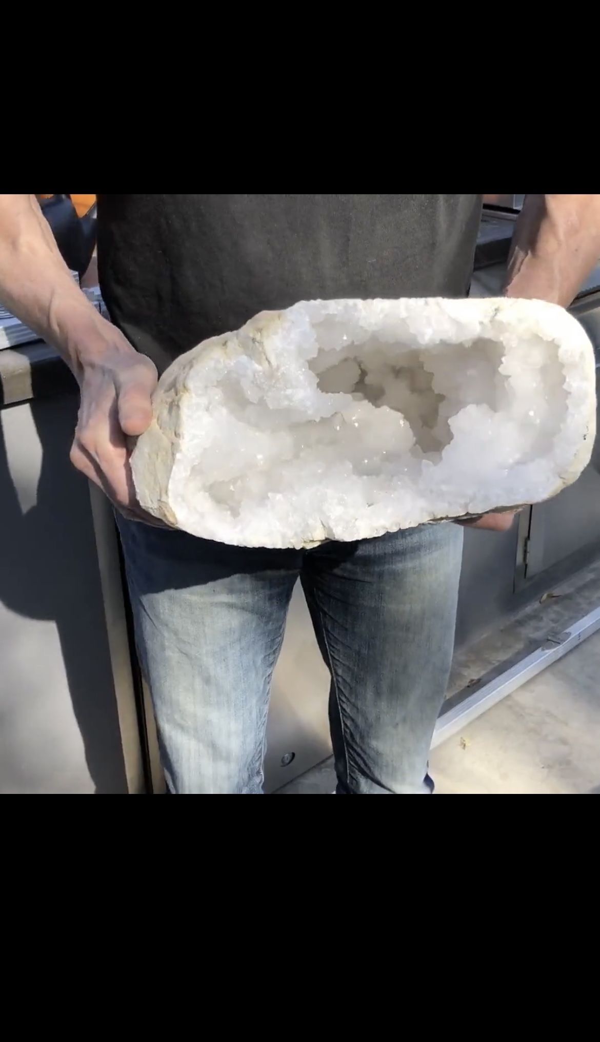 White Moroccan Quartz Geode, STAND INCLUDED