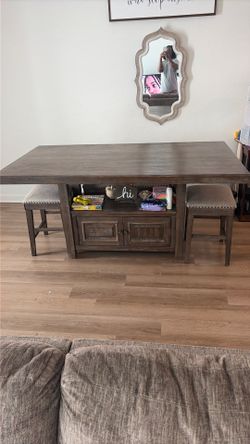 Ashley’s high top table with 6 chairs