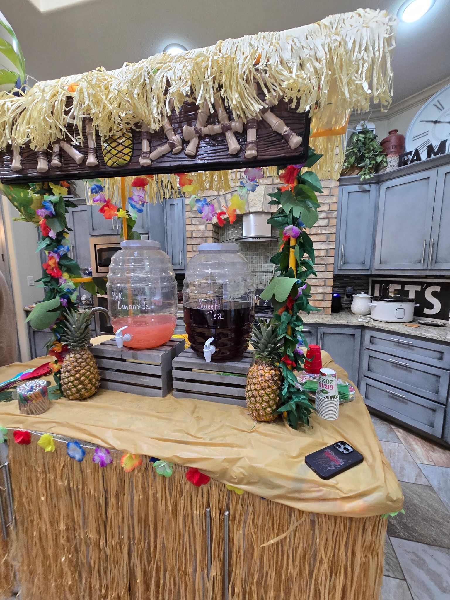 Tiki Party Set Up