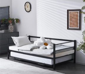Daybed frame only cash or trade