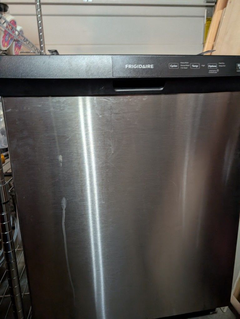Frigidaire Dishwasher 