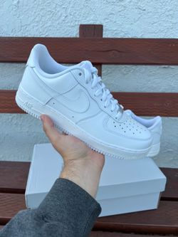 White Air Force 1 Size 8M - Read Description